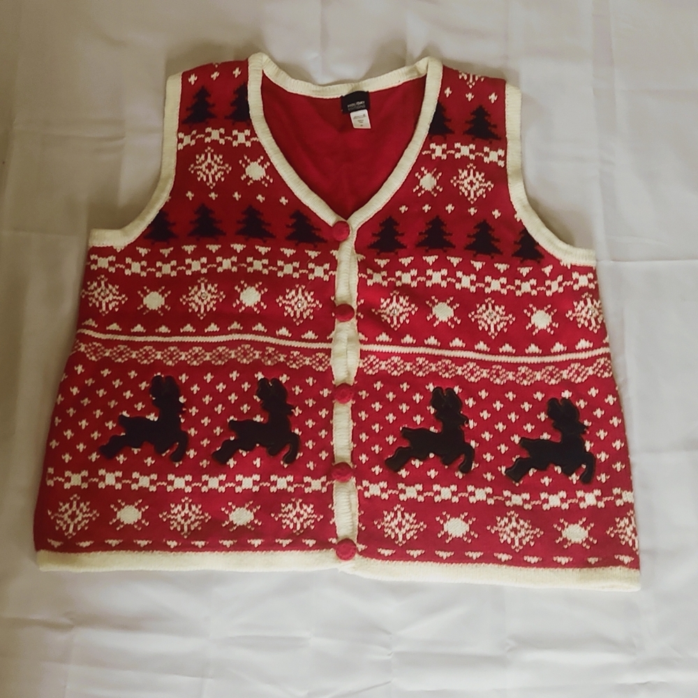 Holiday Editions Reindeer Snow Flakes Festive Red Kids Sweater Vest XL